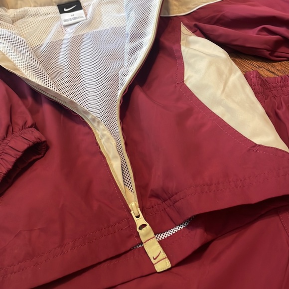 NIKE Florida State Seminoles windbreaker warmup suit - 2 piece pants & Jacket - Picture 8 of 16